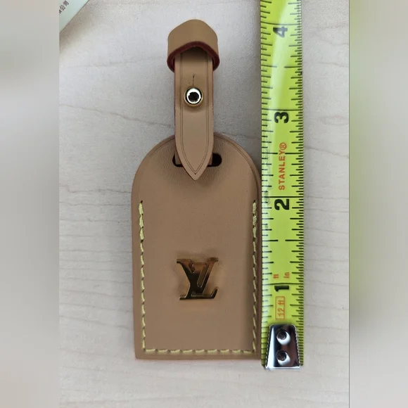 Louis Vuitton Tan Leather Bag Charm Luggage Tag with Gold Logo - Picture 5 of 5